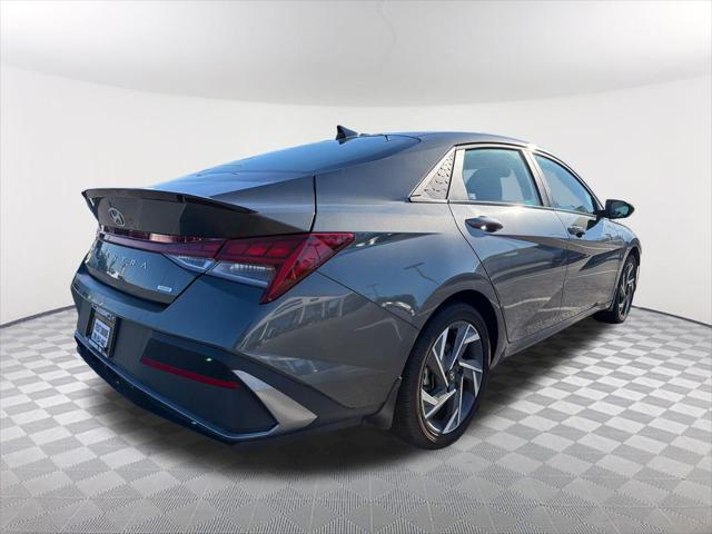 2025 Hyundai Elantra Hybrid SEL Sport