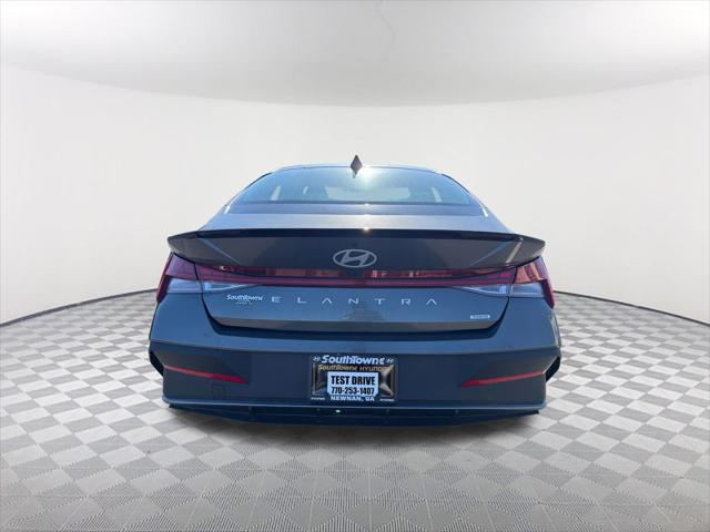 2025 Hyundai Elantra Hybrid SEL Sport