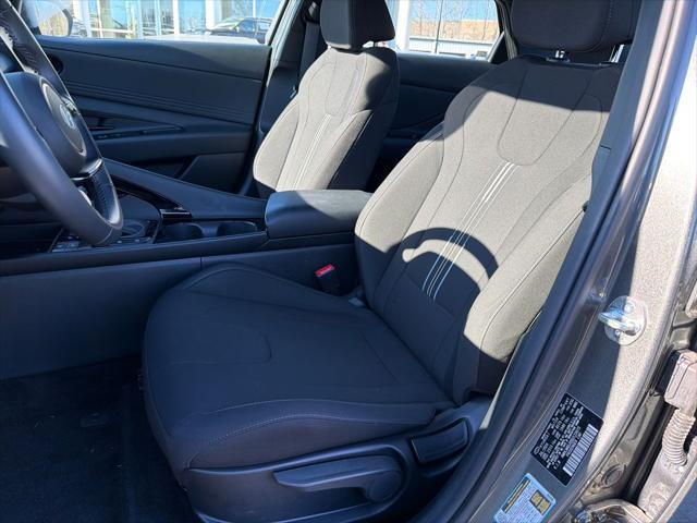 2025 Hyundai Elantra Hybrid SEL Sport
