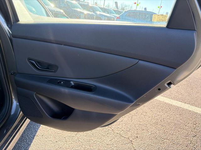 2025 Hyundai Elantra Hybrid SEL Sport