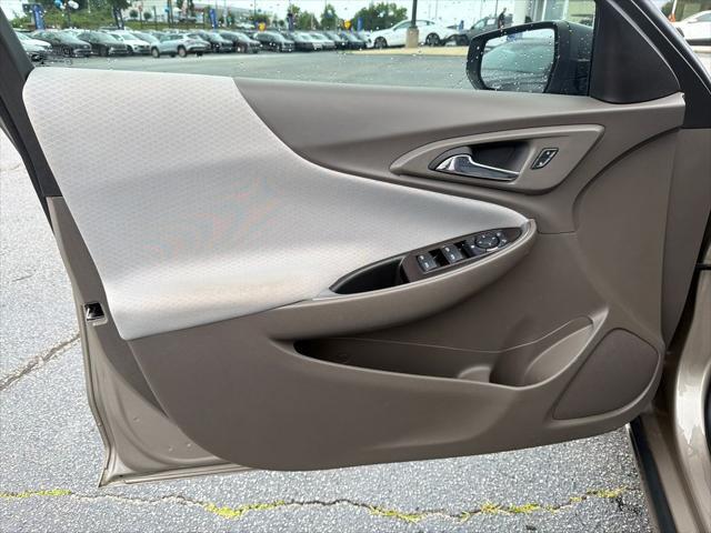 2022 Chevrolet Malibu FWD LS