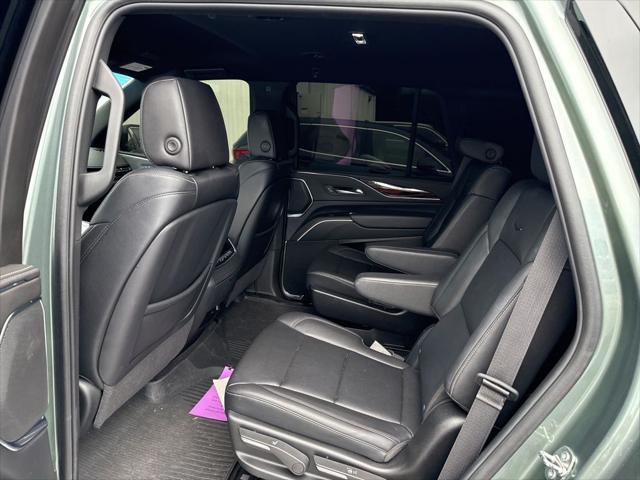 2024 Cadillac Escalade 2WD Luxury