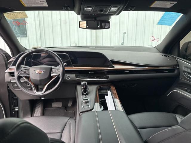 2024 Cadillac Escalade 2WD Luxury