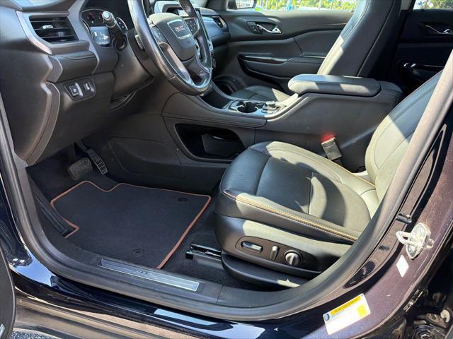 2021 GMC Acadia AWD AT4