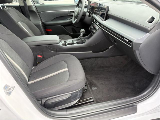 2025 Hyundai Sonata SE