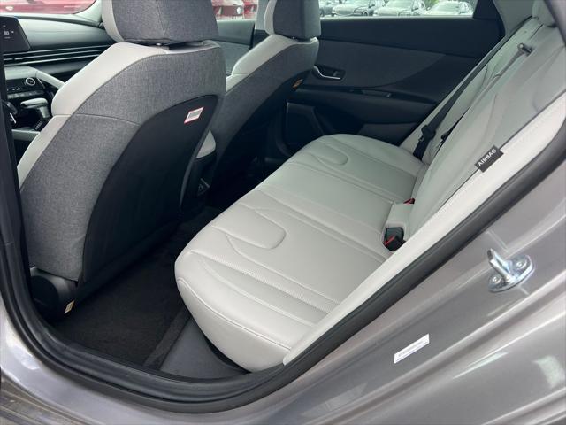 2025 Hyundai Elantra Limited