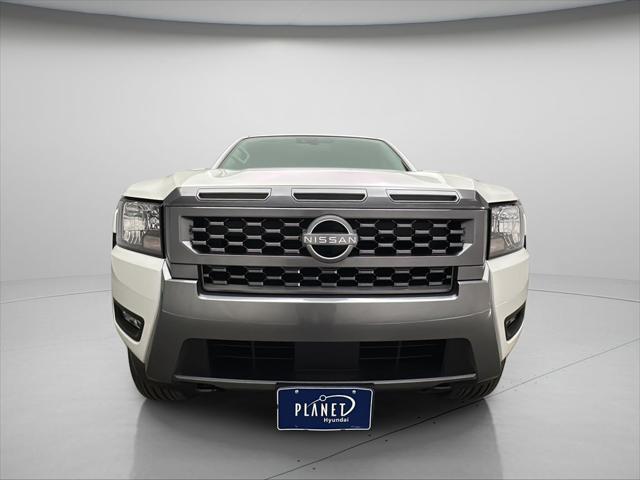 2025 Nissan Frontier Crew Cab SV 4x4