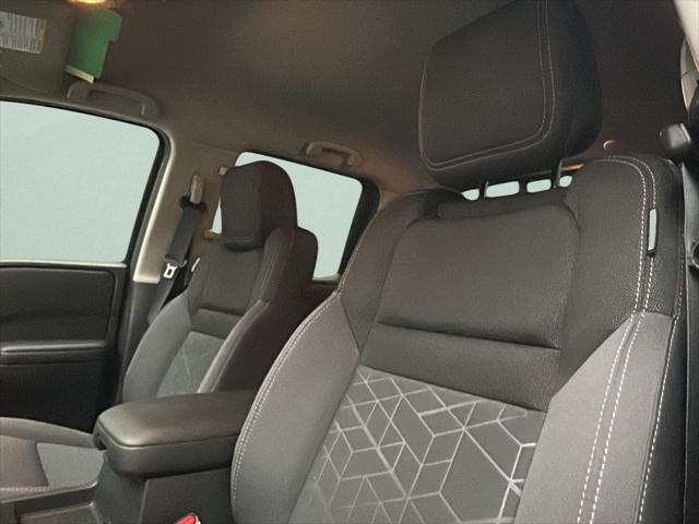 2025 Nissan Frontier Crew Cab SV 4x4