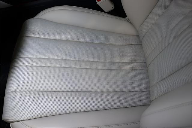2025 Genesis GV80 2.5T Standard AWD