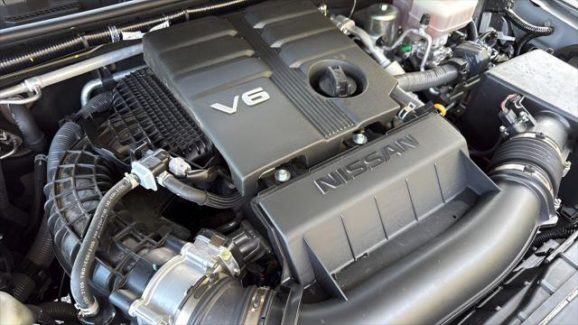 2022 Nissan Frontier Crew Cab PRO-X 4x2
