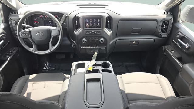 2026 Chevrolet Silverado 1500 4WD Crew Cab Short Bed Custom