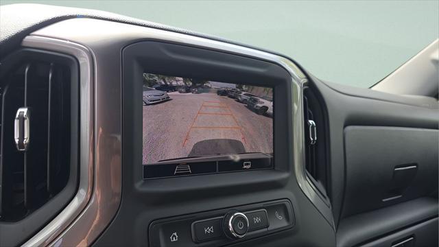 2026 Chevrolet Silverado 1500 4WD Crew Cab Short Bed Custom