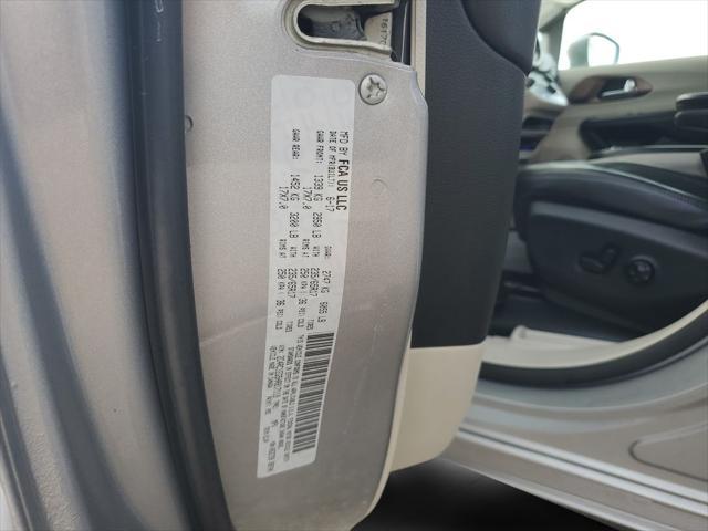 2017 Chrysler Pacifica Touring-L Plus