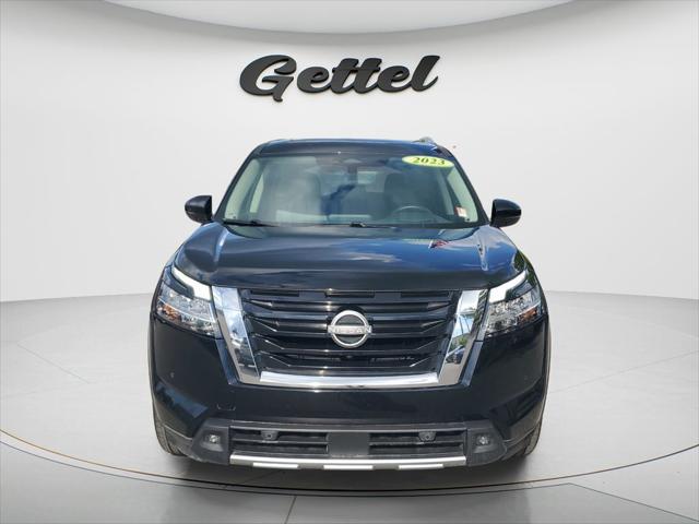 2023 Nissan Pathfinder Platinum 4WD