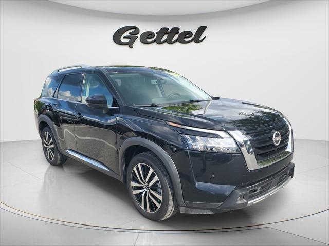 2023 Nissan Pathfinder Platinum 4WD