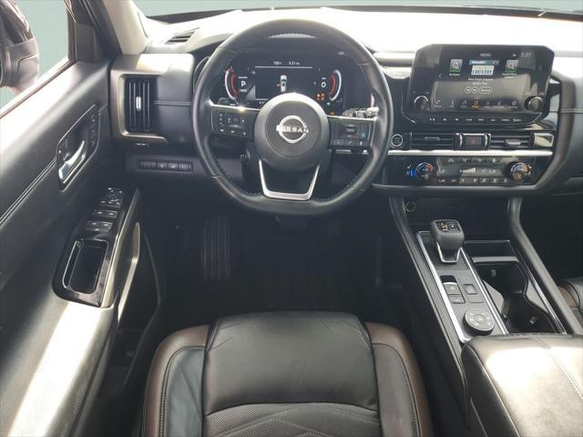 2023 Nissan Pathfinder Platinum 4WD