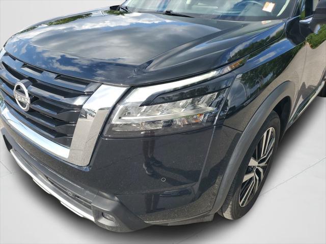 2023 Nissan Pathfinder Platinum 4WD
