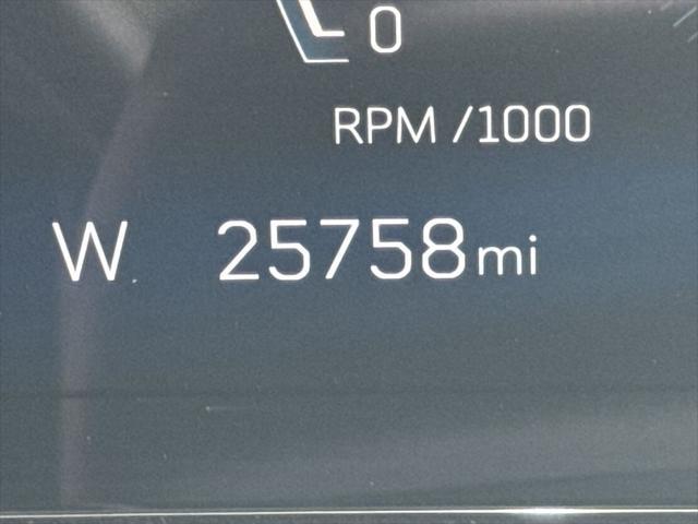 2025 Cadillac XT4 AWD Premium Luxury