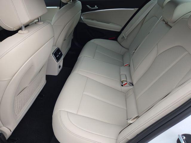 2026 Genesis G70 2.5T RWD