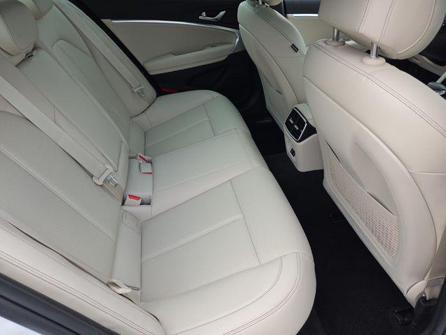 2026 Genesis G70 2.5T RWD