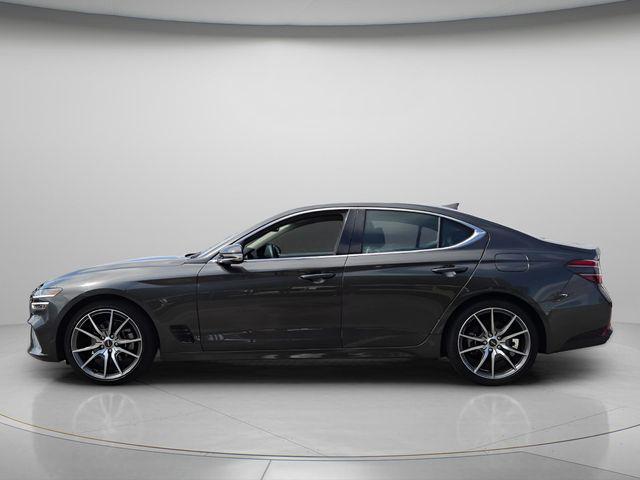 2023 Genesis G70 2.0T RWD