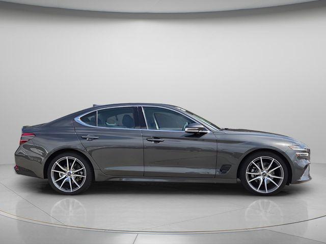 2023 Genesis G70 2.0T RWD