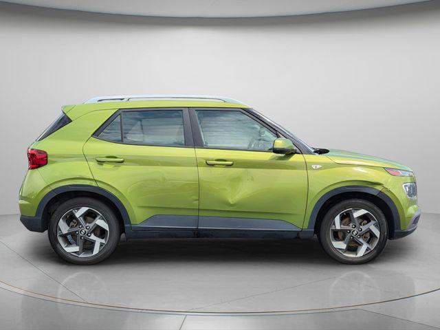2021 Hyundai Venue SEL