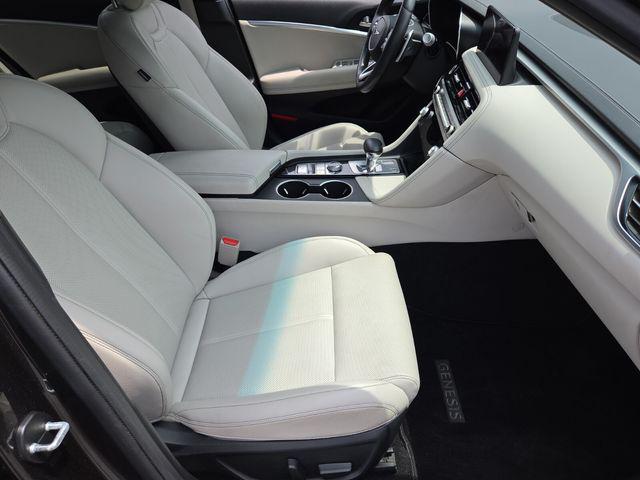2025 Genesis G70 2.5T RWD