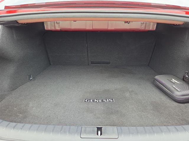2023 Genesis G70 2.0T RWD