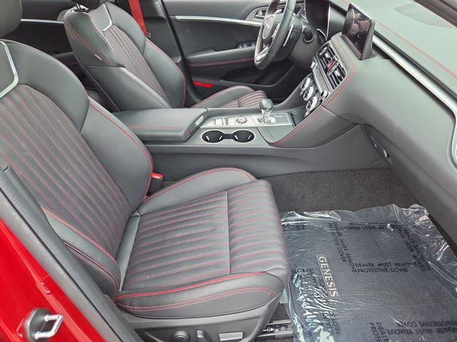2023 Genesis G70 2.0T RWD