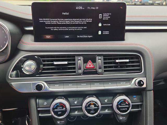 2023 Genesis G70 2.0T RWD
