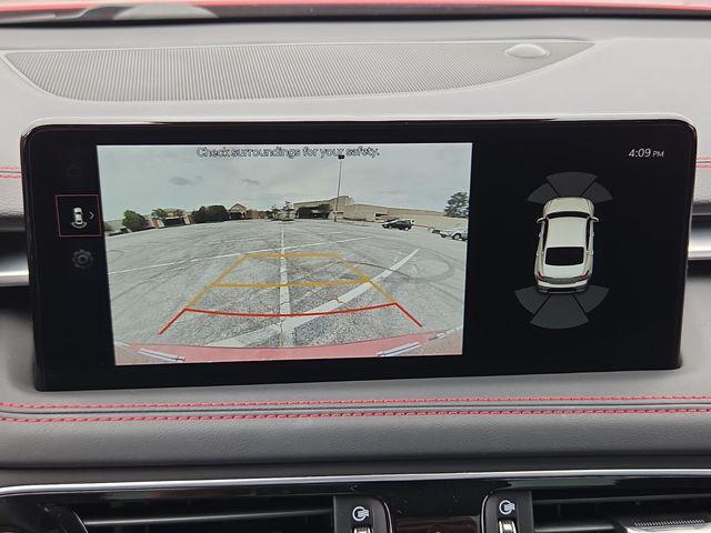 2023 Genesis G70 2.0T RWD