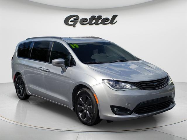 2019 Chrysler Pacifica Hybrid Limited