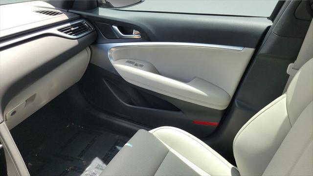 2023 Genesis G70 2.0T RWD