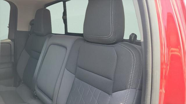 2025 Nissan Frontier Crew Cab SV 4x2
