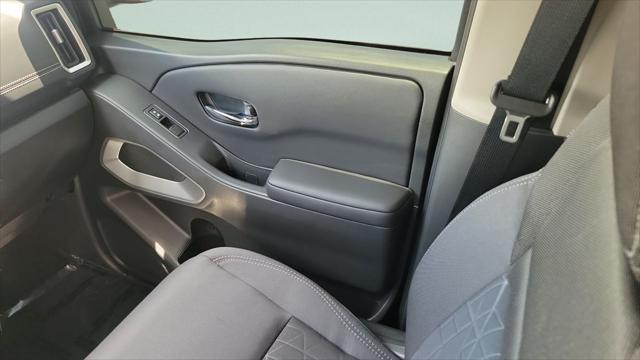2025 Nissan Frontier Crew Cab SV 4x2