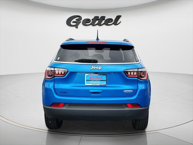 2022 Jeep Compass Latitude FWD