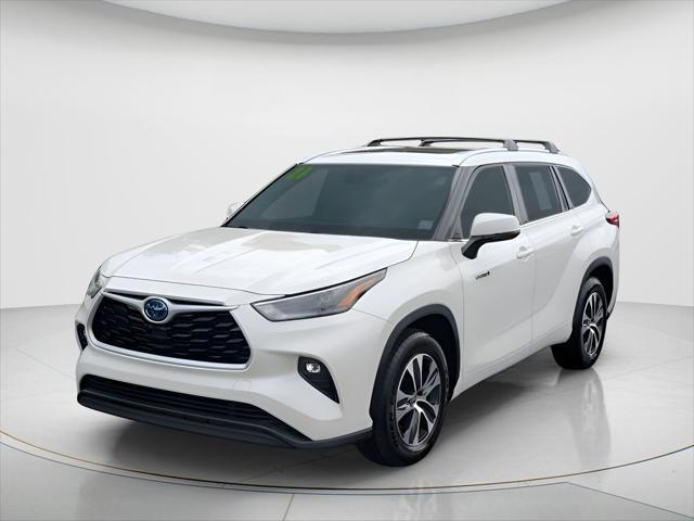 2021 Toyota Highlander Hybrid XLE for sale in BRADENTON, FL