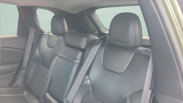 2019 Jeep Cherokee Latitude Plus FWD