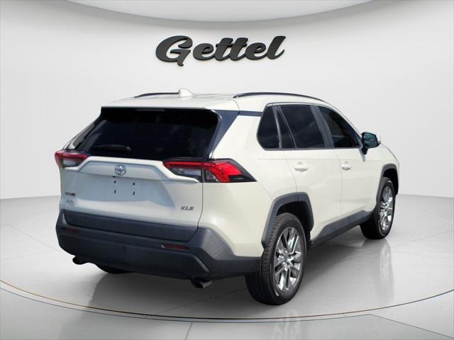 2021 Toyota RAV4 XLE Premium