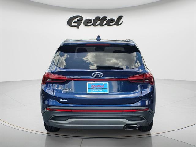 2022 Hyundai Santa Fe SE