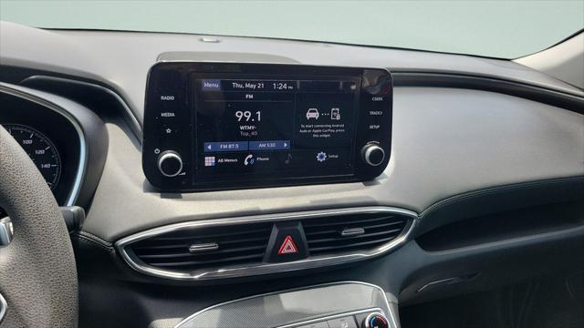 2022 Hyundai Santa Fe SE