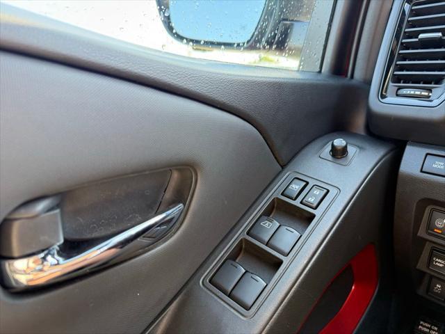 2024 Nissan Frontier Crew Cab PRO-X 4x2