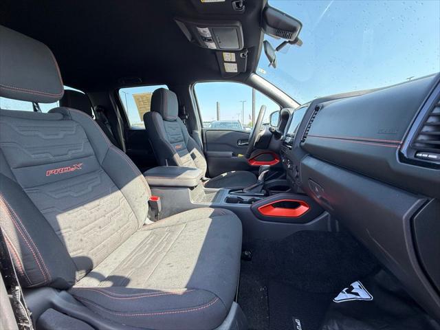 2024 Nissan Frontier Crew Cab PRO-X 4x2