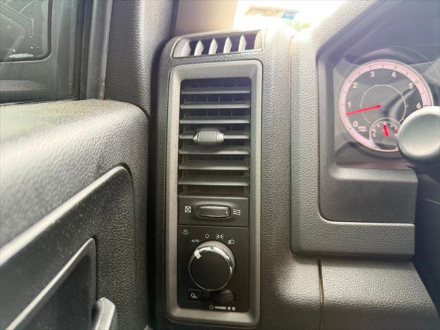 2019 Ram 1500 Classic Tradesman Crew Cab 4x4 5'7" Box