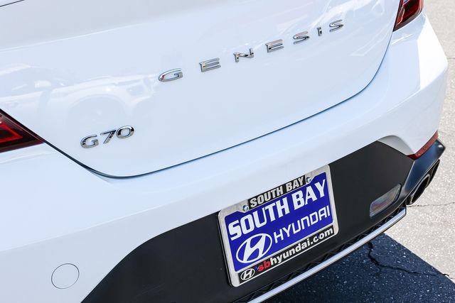 2022 Genesis G70 2.0T RWD