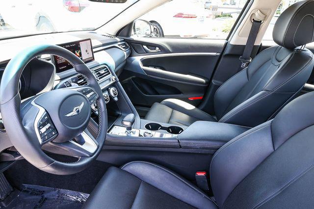 2022 Genesis G70 2.0T RWD