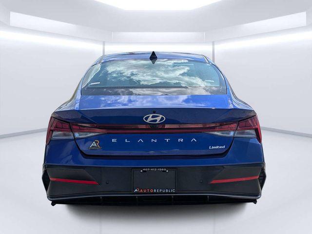 2024 Hyundai Elantra Limited