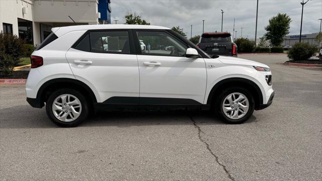 2023 Hyundai Venue SE