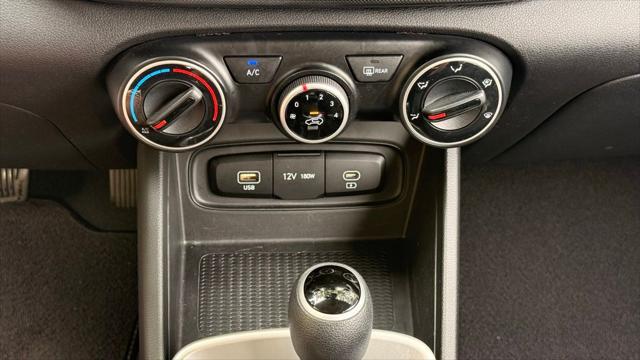 2023 Hyundai Venue SE